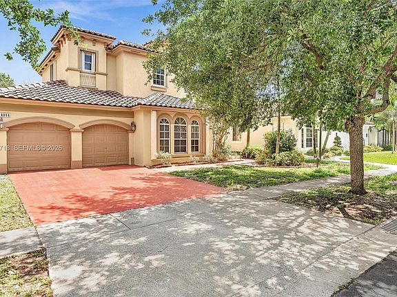 3rd image of 14044 SW 54th St