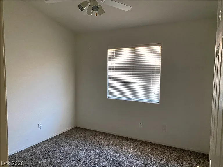 6624 Tampa Ct — Photo 11