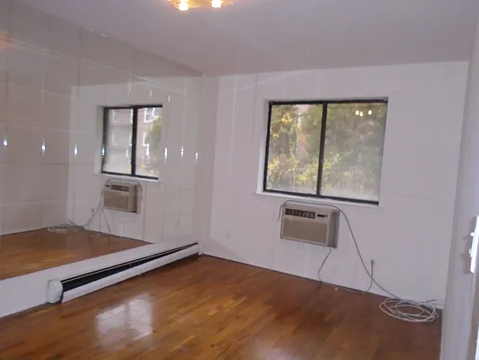 Rented by 18 REALTY | media 18