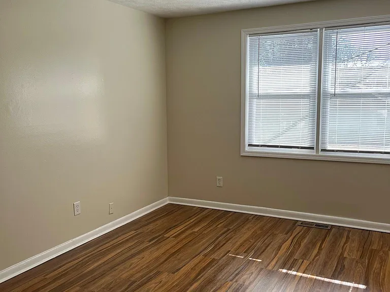 2511 Meharry Blvd #B — Photo 10