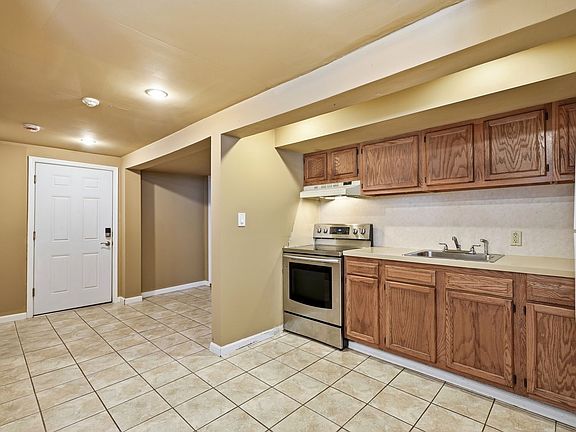 5th image of 519 Valley St #5