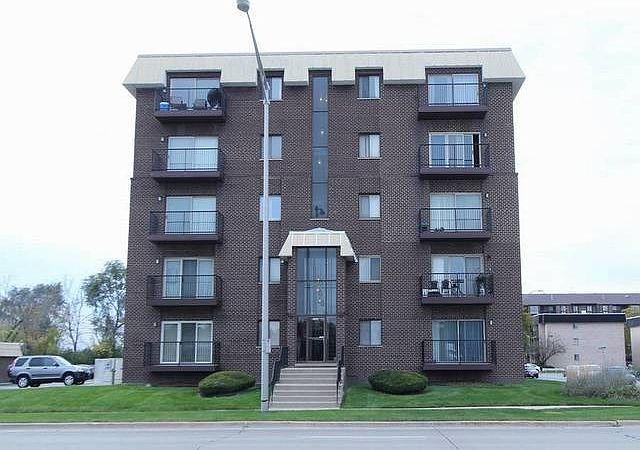 1st image of 10424 S Central Ave #13