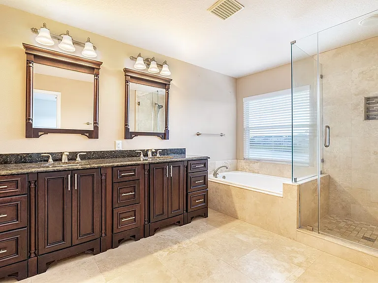 11328 Misty Isle Ln — Photo 7