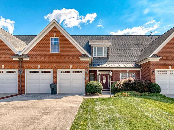 2nd image of 6214 Crooked Stick Way
