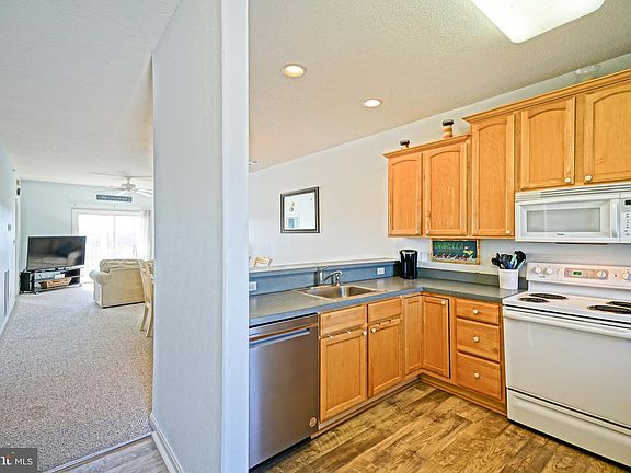 3rd image of 33156 N Village Loop Unit 4304