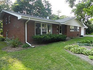 3rd image of 10718 S Neenah Ave
