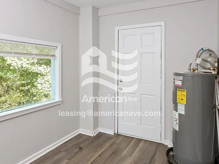 1167907_012_laundry_room_12.jpg