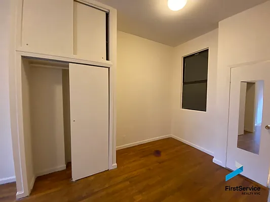 Rented by FirstService Realty (legacy) | media 10