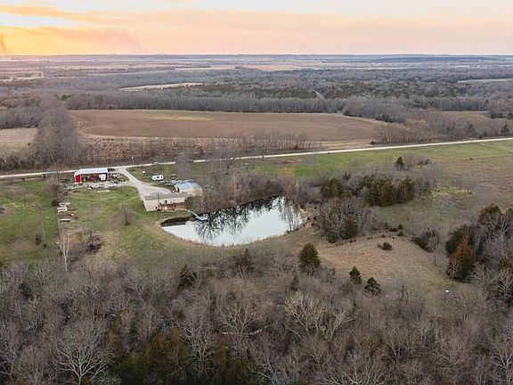 5th image of 15017 Botkin Rd