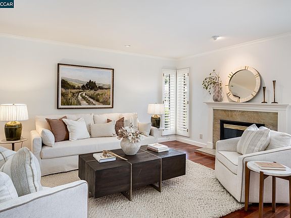 3rd image of 7591 Northland Pl