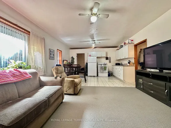 1775 Bowmanville Ave APT B, Clarington, ON L1C 6N4