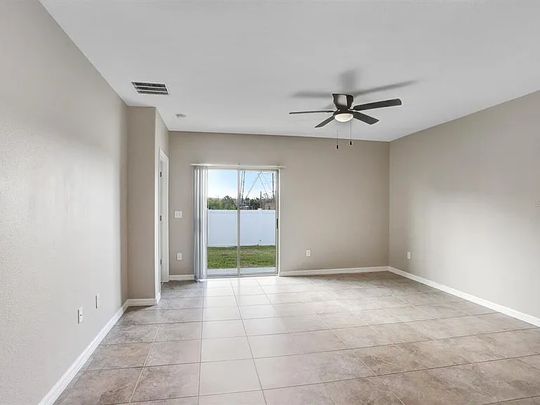10256 Carloway Hills Dr — Photo 9