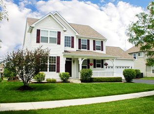 392 Comstock Dr, Elgin, IL 60124