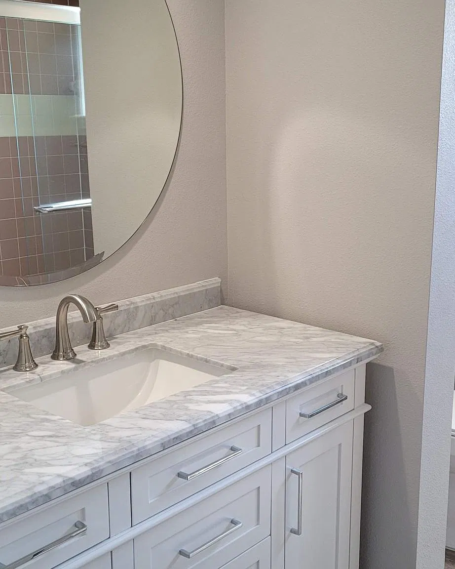 444 Shorewood Ln — Photo 4