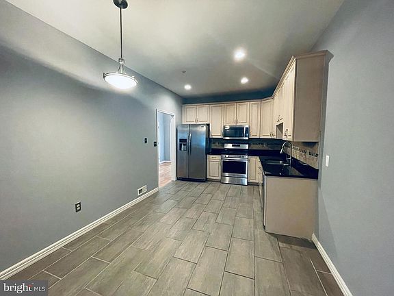 5th image of 748 Whitetail Cir