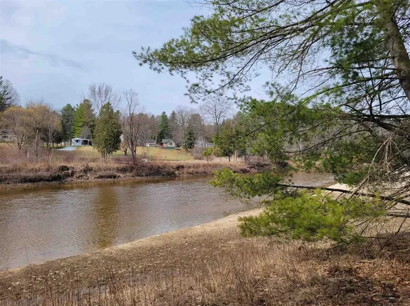 Maple Point Rd, Beaverton, MI 48612