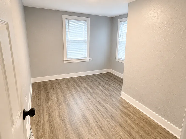 1391 Andrus St — Photo 6