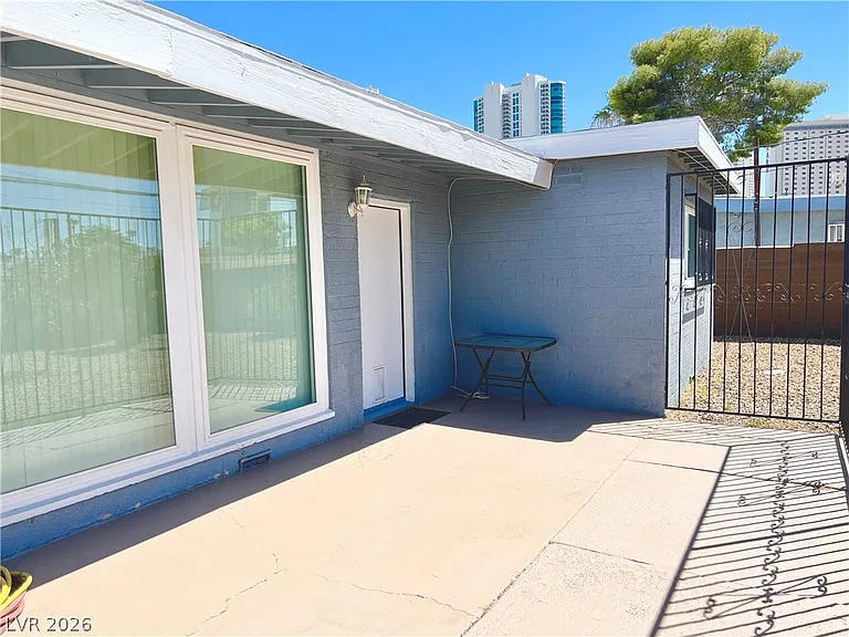 2300 Santa Clara Dr — Photo 47