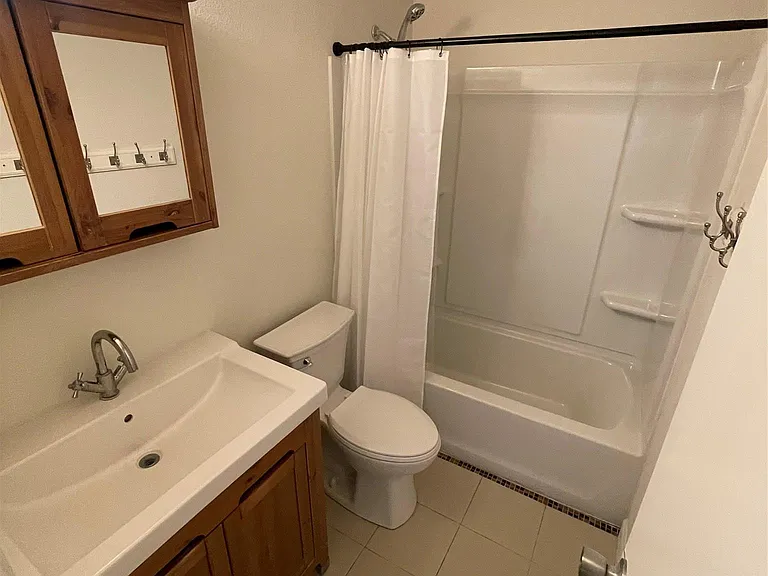2031 Redwing Way — Photo 20