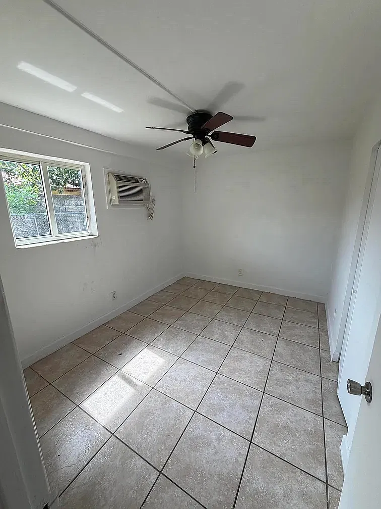 2 bed, 560 sqft, $1,650 — Photo 4