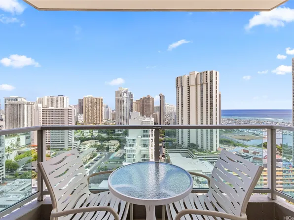 410 Atkinson Dr #2120, Honolulu, HI 96814
