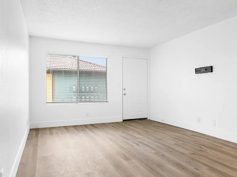 YELLOW DOOR APARTMENTS — Photo 17