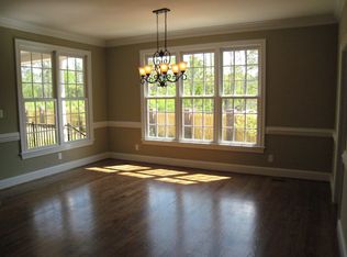 209 Woodsage Cir, Fayetteville, NC 28303