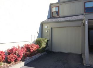 14 Oak Brook Pl, Pleasant Hill, CA 94523