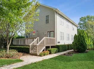 836 N Loomis St #A, Naperville, IL 60563