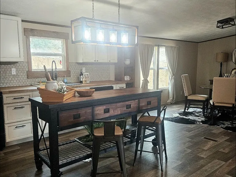 1395 Little Big Horn Rd — Photo 10