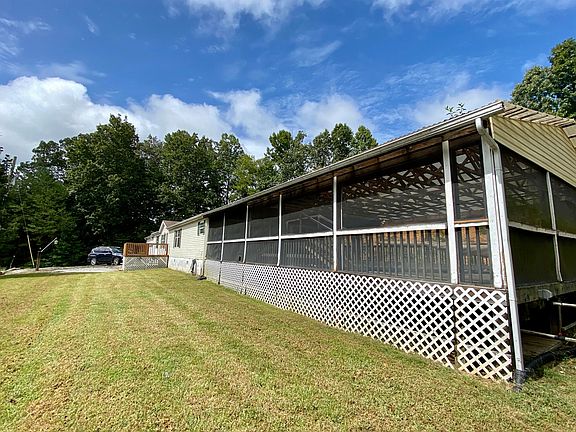 5th image of 214 Fawn Trail Dr