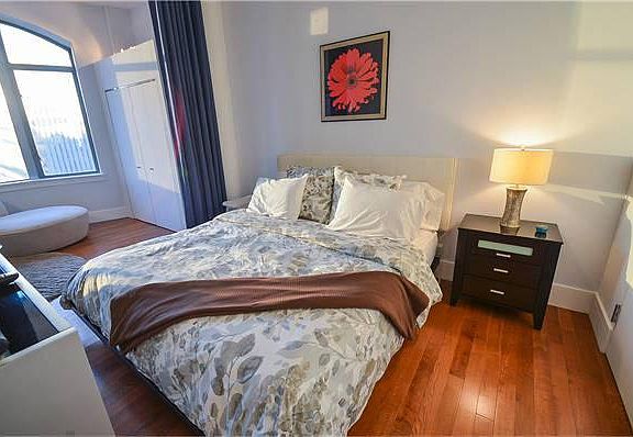 5th image of 120 Greenwich St APT 12B