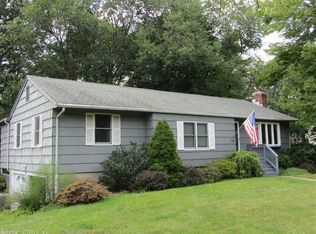 40 Christopher Dr, Milford, CT 06460