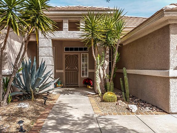 3rd image of 13032 N Ajo Lilly Pl