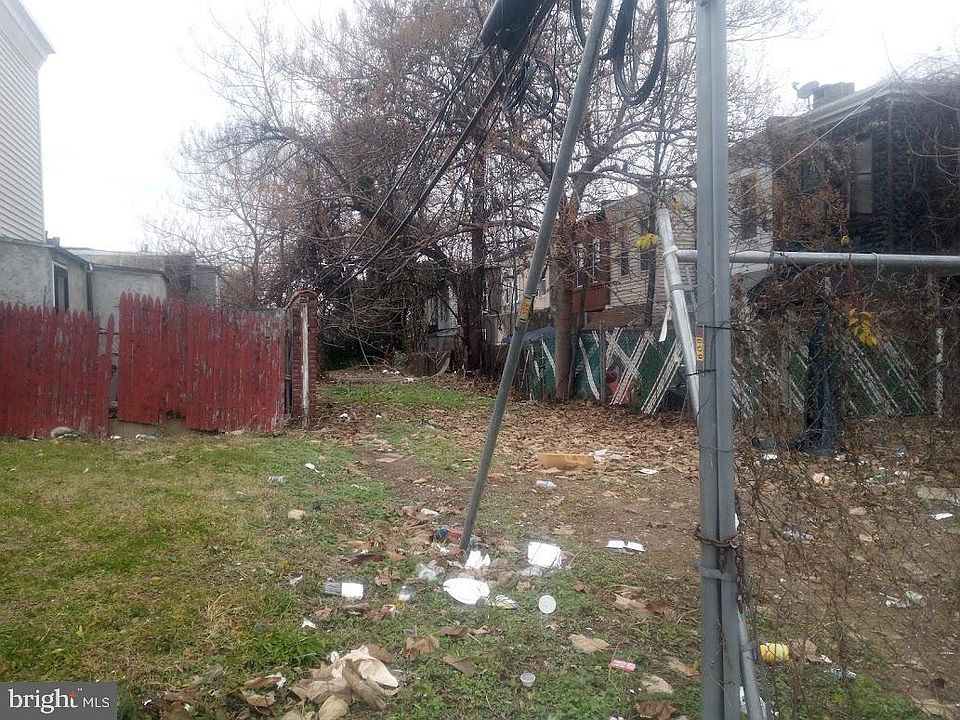 2nd image of 2808 N Park Ave