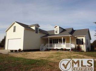 13384 Hickory Dr, Neosho, MO 64850