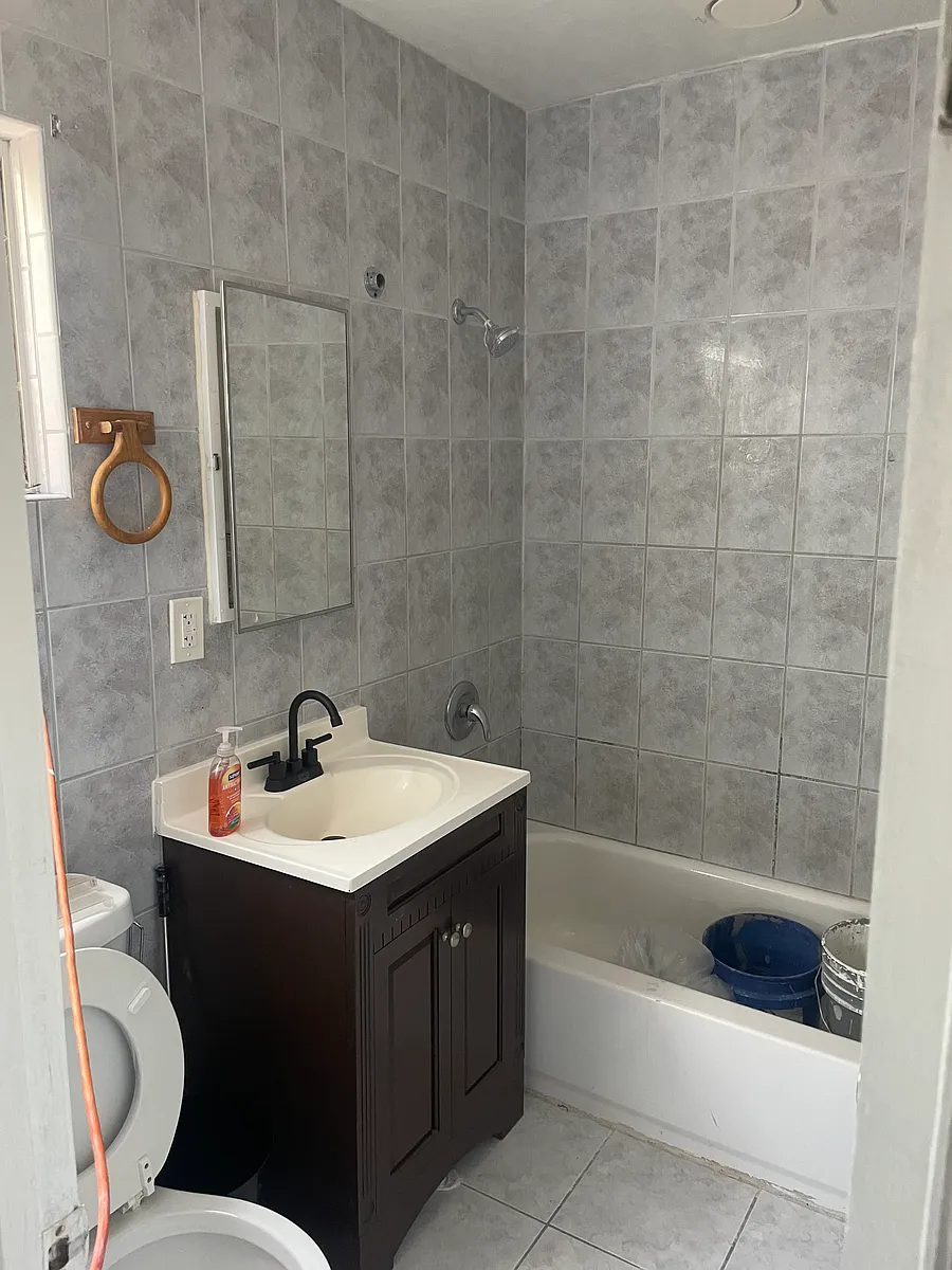 Building Photo - 9304 San Gabriel Ave #1/4