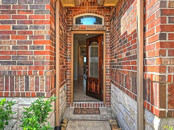 3rd image of 2614 Pisoni Ln