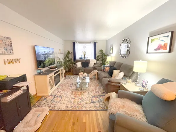 3021 Avenue Z image 1 of 33