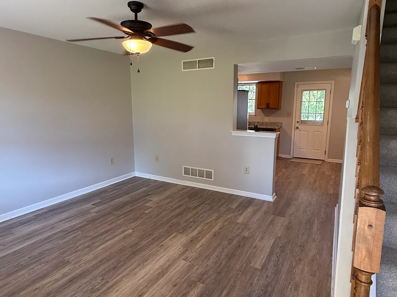 2 bed, 1.5 bath, 1538 sqft, $1,800 — Photo 3
