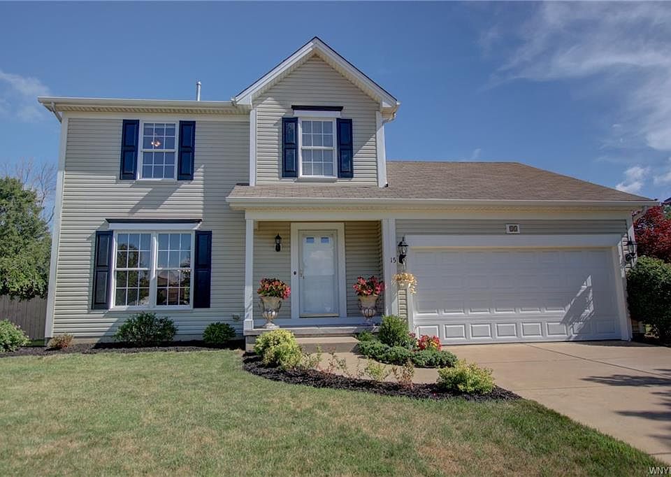 1st image of 15 Brook Ln