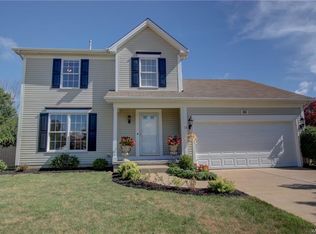 15 Brook Ln, West Seneca, NY 14224