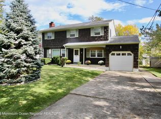 211 Valley Rd, Neptune, NJ 07753