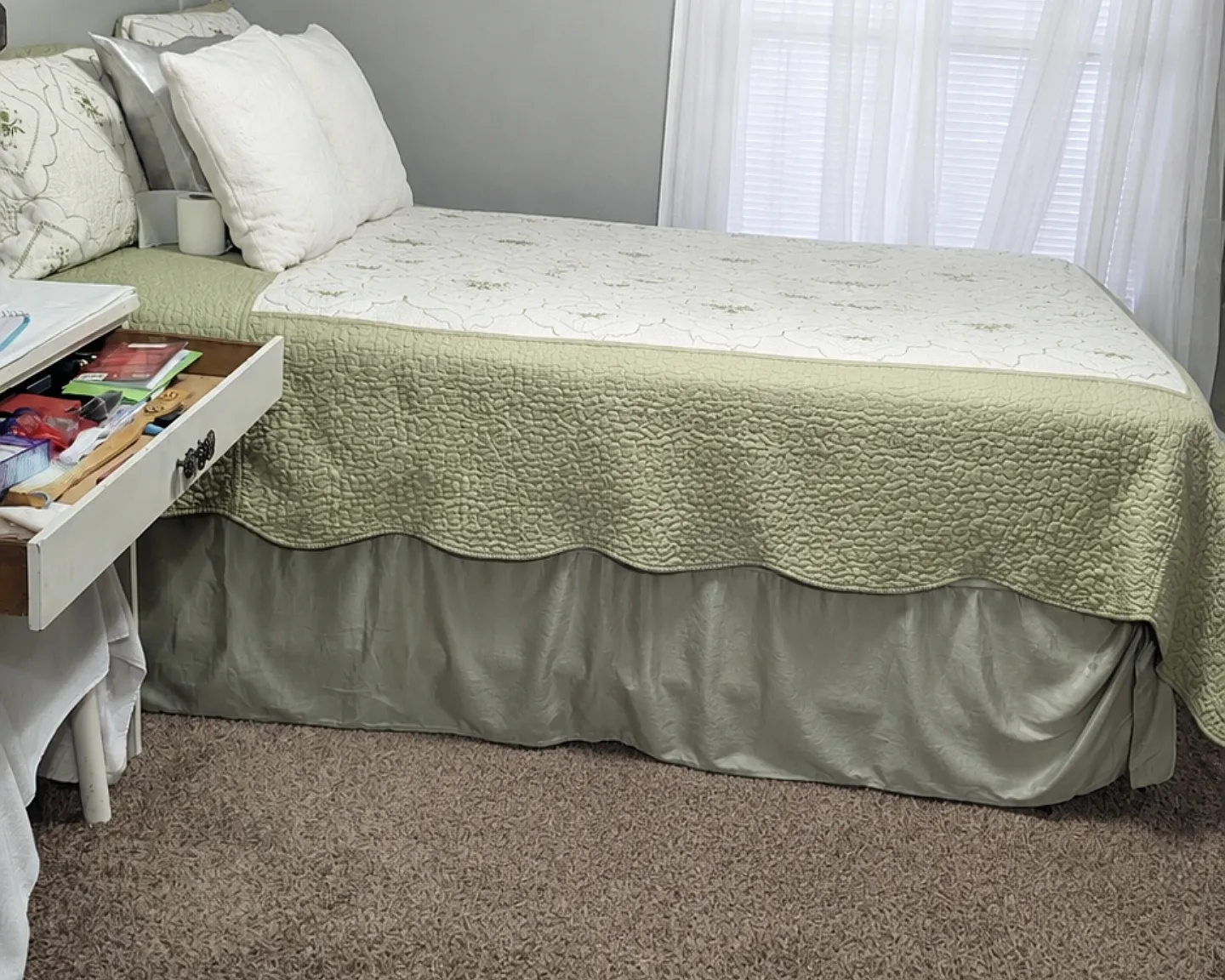 2 bed, 800 sqft, $1,000 — Photo 2