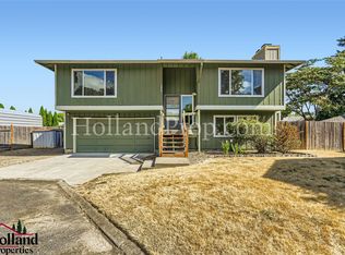 2435 NE Hyde St, Hillsboro, OR 97124