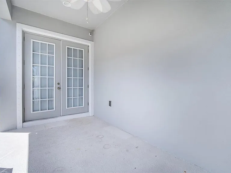 6523 Watson Rd — Photo 24