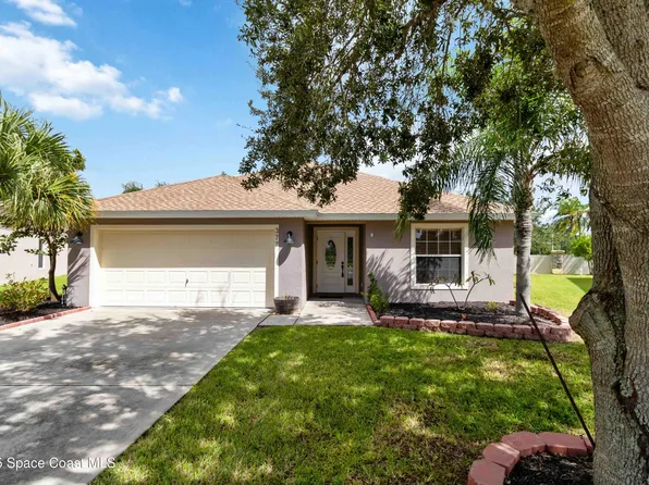 377 Wishing Well Cir SW, Palm Bay, FL 32908