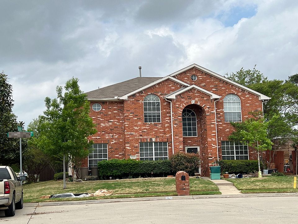 1st image of 1625 Castle Rock Ct