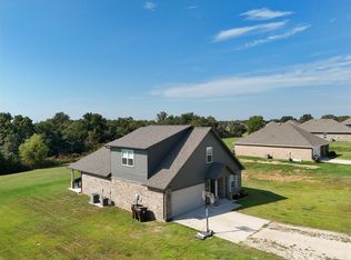 29273 Spur Cir, McLoud, OK 74851