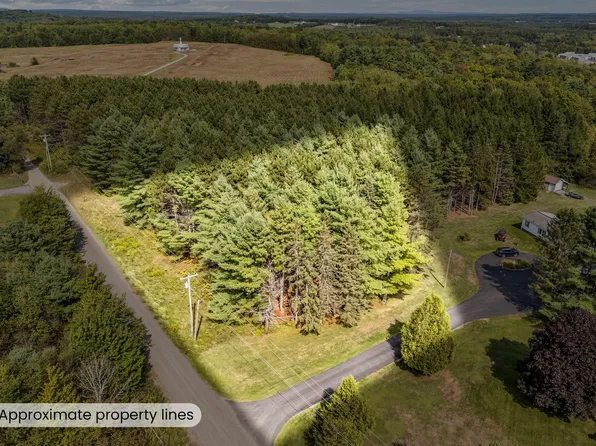 543 Bryant Road, Hermon, ME 04401